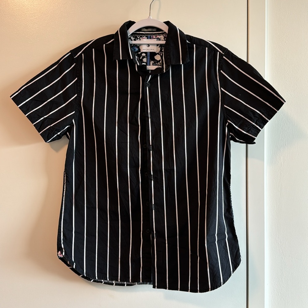 Denim & Flower Ricky Singh Short Sleeved Button Down , Size M